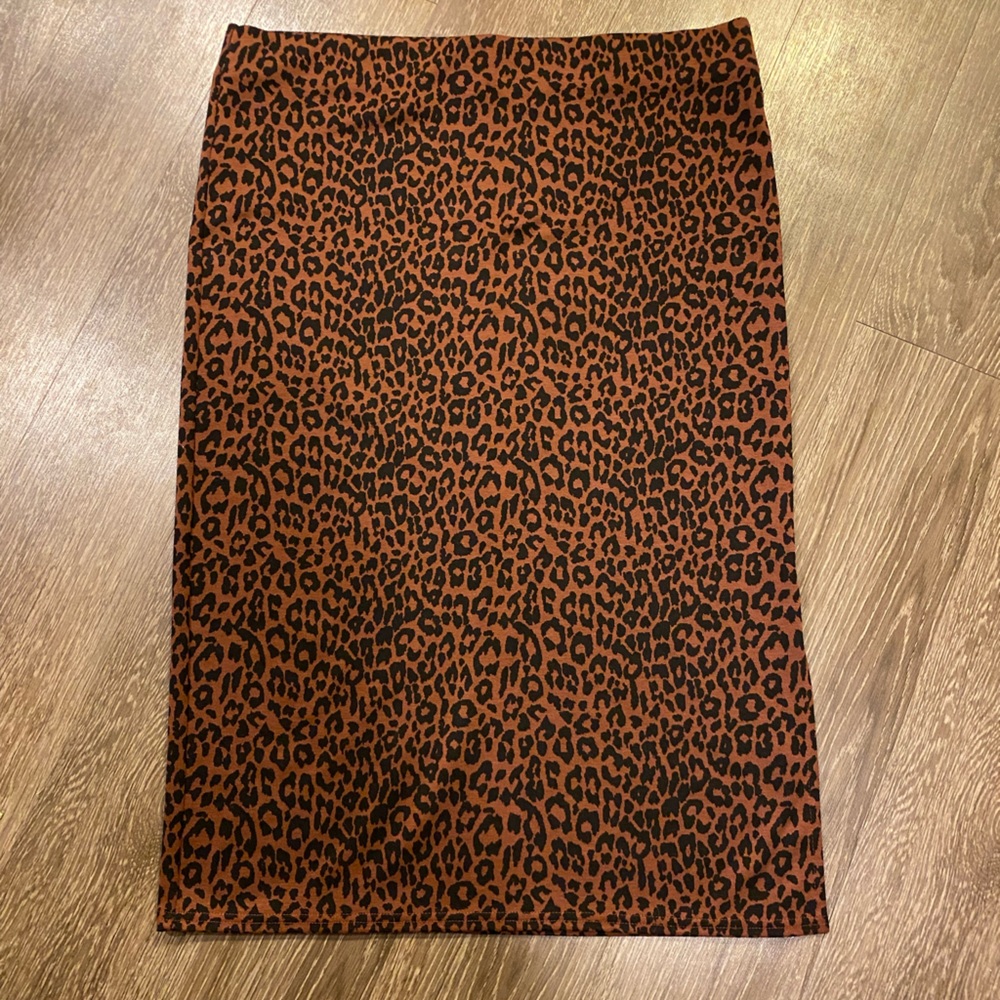 LOFT | LEOPARD PRINT MIDI SKIRT XL